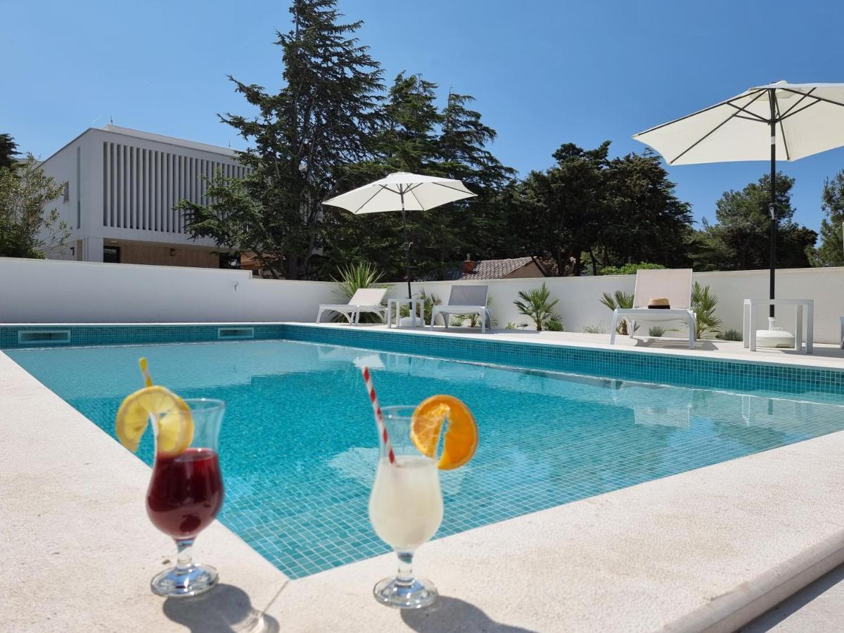 Villa Flamingo Deluxe Novalja Bagian luar foto