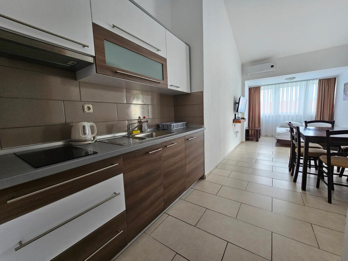 Villa Flamingo Deluxe Novalja Bagian luar foto